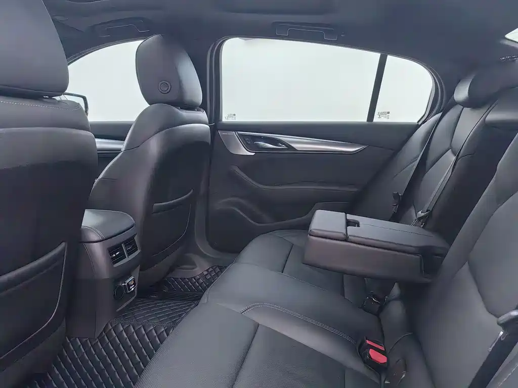 Cadillac Cadillac CT5 2023 28T Luxury (Standard) 2023 - thumbnail 17