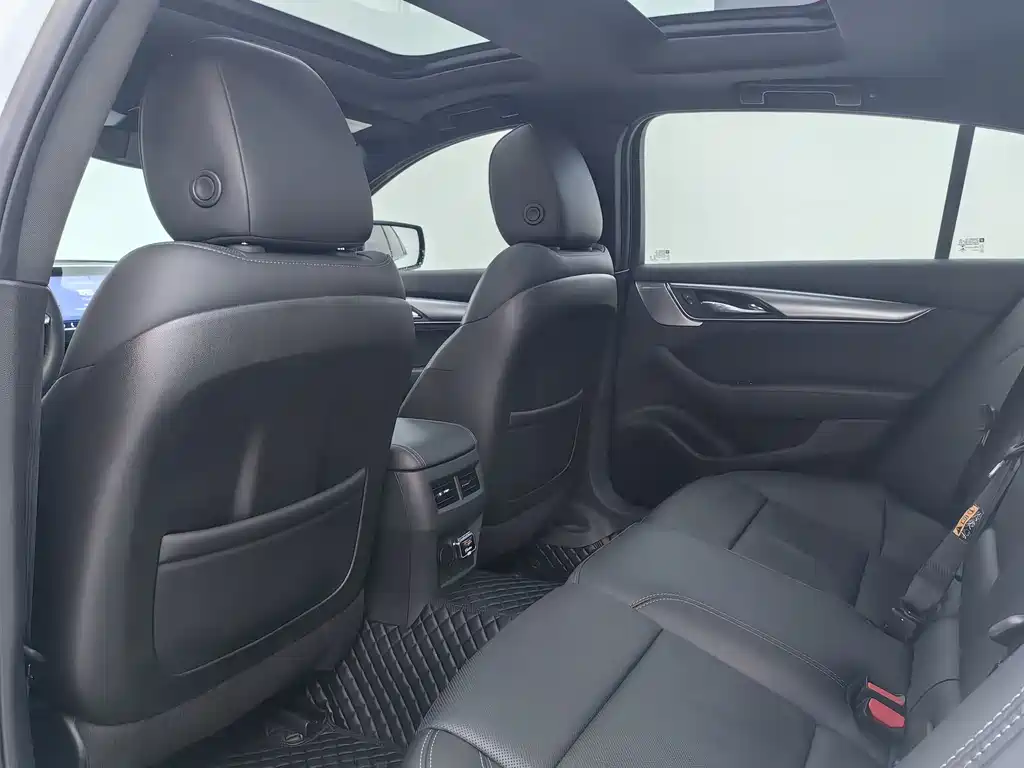 Cadillac Cadillac CT5 2023 28T Luxury (Standard) 2023 - thumbnail 18