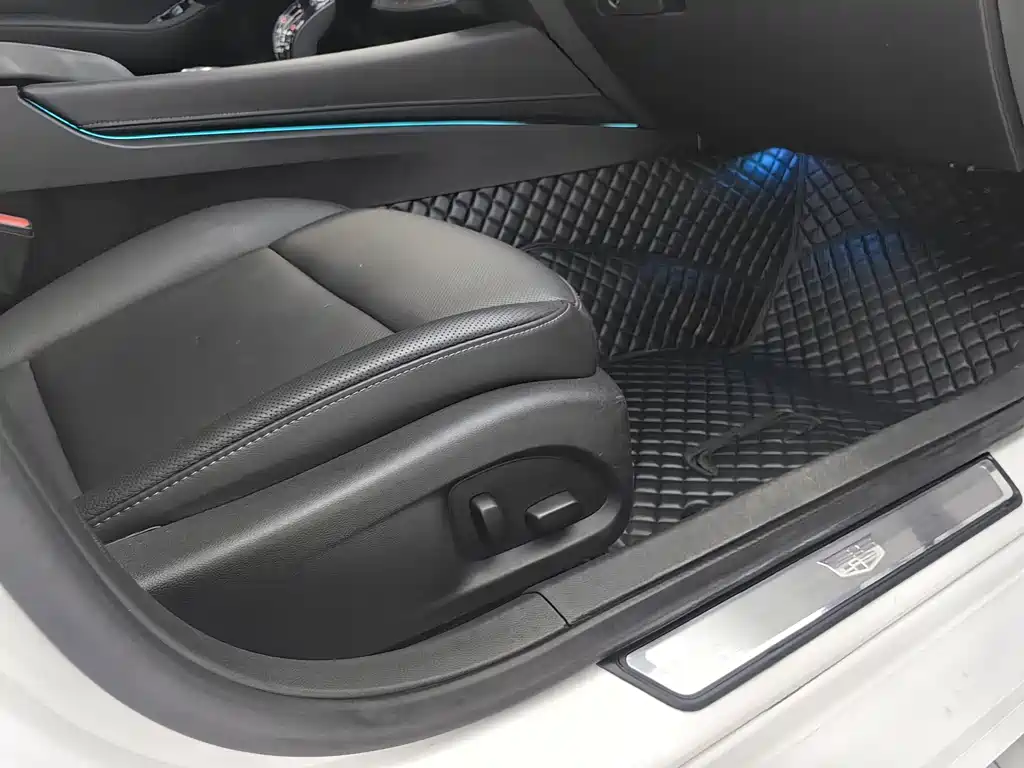 Cadillac Cadillac CT5 2023 28T Luxury (Standard) 2023 - thumbnail 25