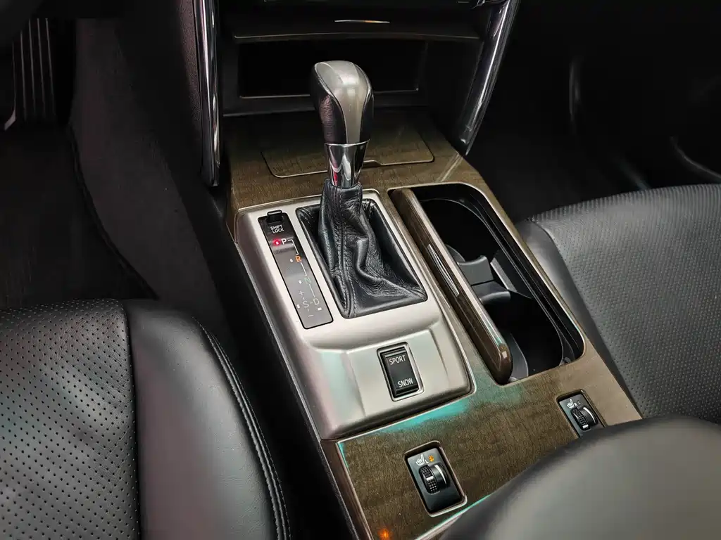 Toyota Toyota Reiz 2013 2.5V Luxury Edition 2016 - thumbnail 22