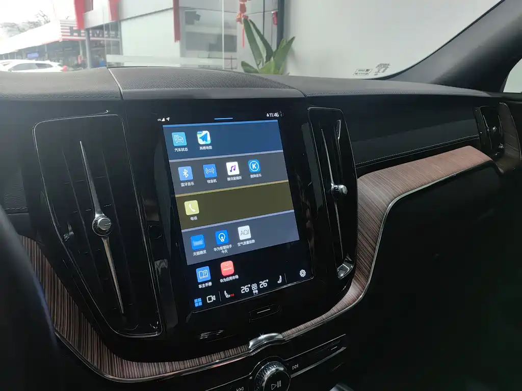 Volvo Volvo XC60 2022 B5 AWD Momentum Luxury Edition 2021 - thumbnail 13