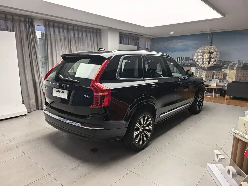 Volvo Volvo XC90 2024 B6 Momentum Luxury 7-seater 2025 - thumbnail 13