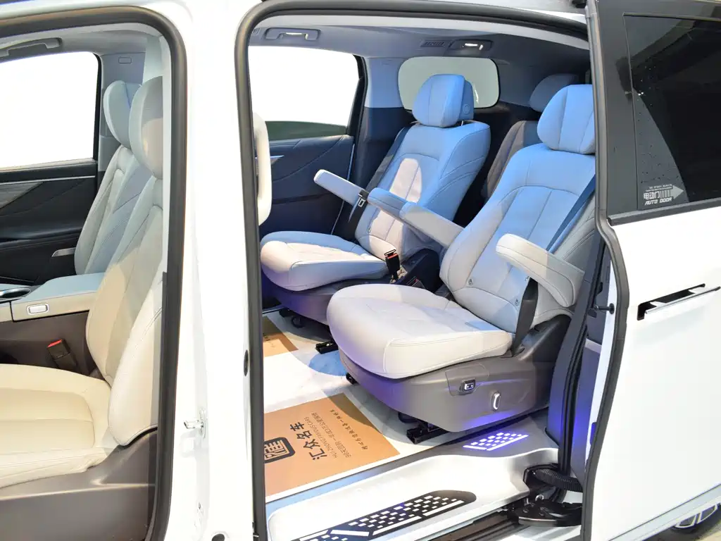 Buick Buick GL8 2025 Landtrek Intelligent Enjoyment Edition 2025 - thumbnail 8