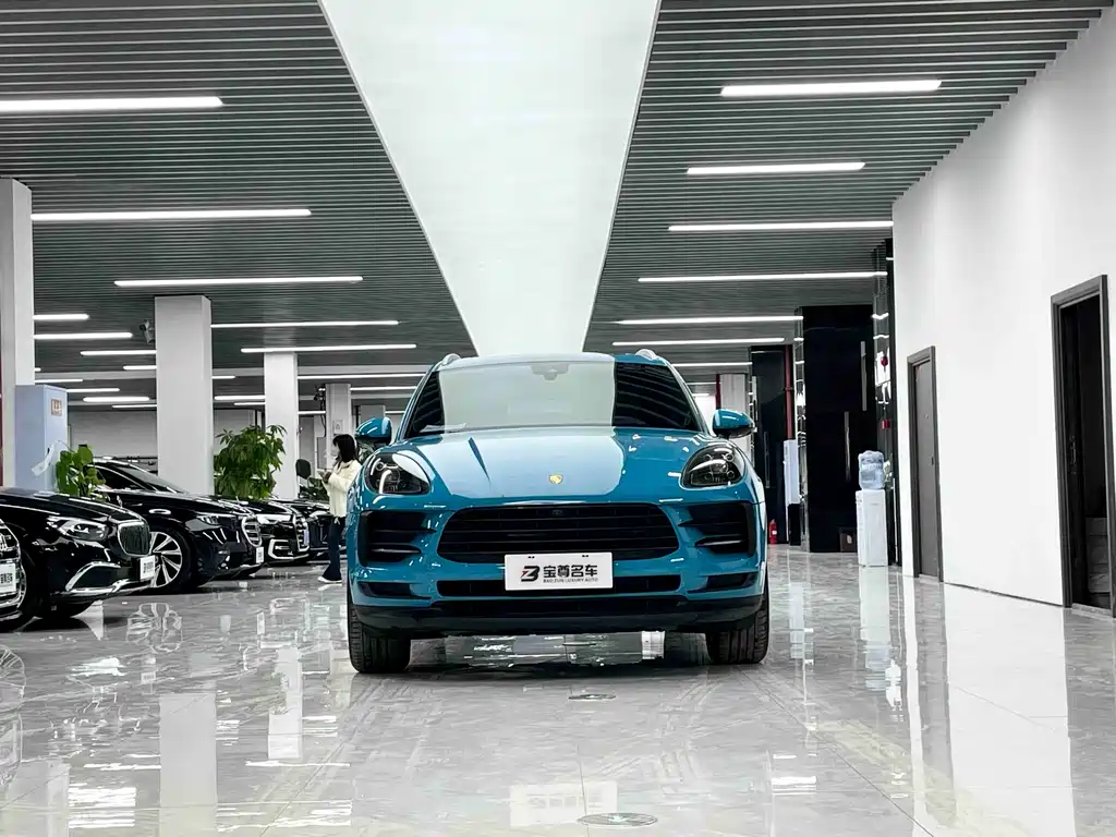 Porsche Porsche Macan 2020 Macan 2.0T 2020 - thumbnail 2