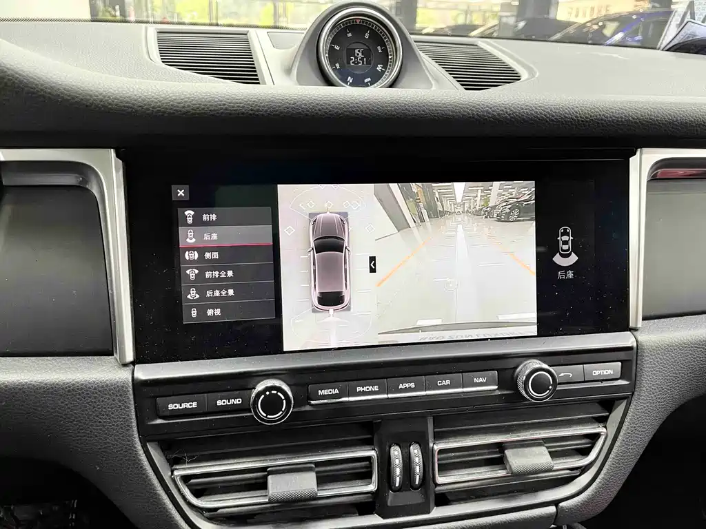 Porsche Porsche Macan 2020 Macan 2.0T 2020 - thumbnail 8