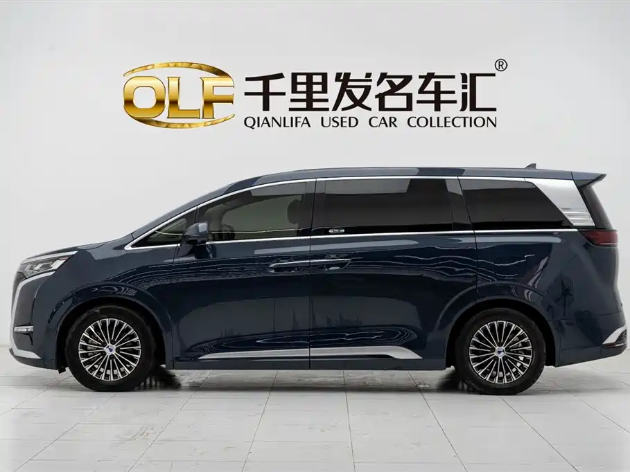 Denza DENZA D9 2022 EV 600 AWD Flagship 2023 - thumbnail 7