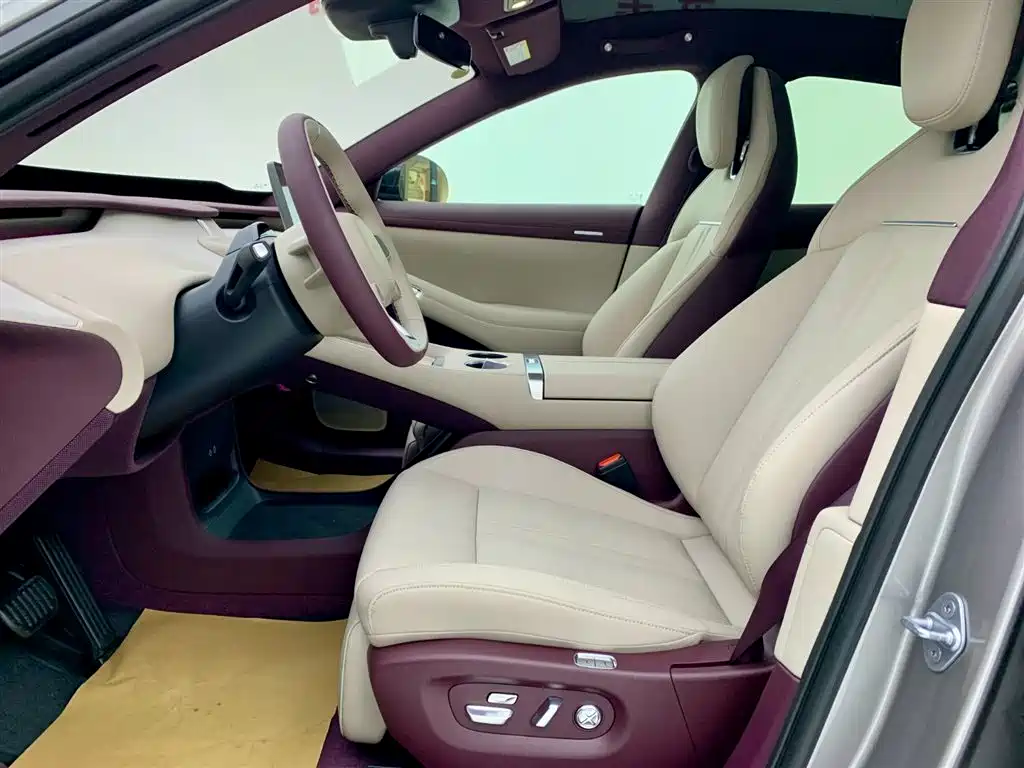 Xiaomi Automobile Xiaomi YU7 2025 Ultra Long Range Rear-Wheel Drive Version 2025 - thumbnail 12