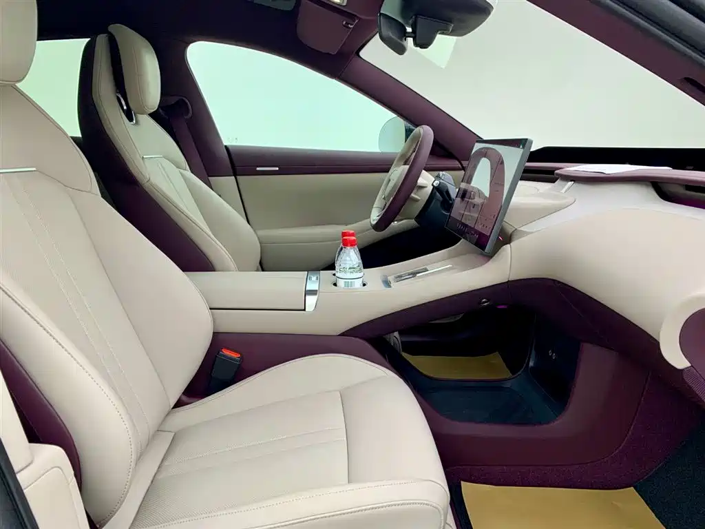 Xiaomi Automobile Xiaomi YU7 2025 Ultra Long Range Rear-Wheel Drive Version 2025 - thumbnail 14