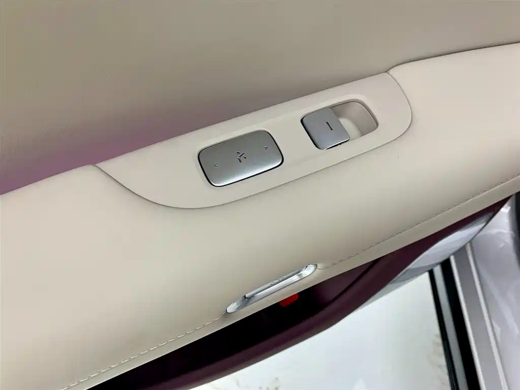 Xiaomi Automobile Xiaomi YU7 2025 Ultra Long Range Rear-Wheel Drive Version 2025 - thumbnail 29