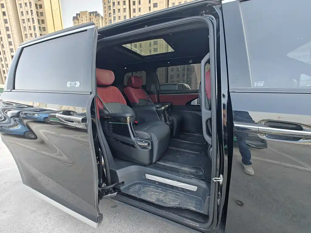 GAC Trumpchi GAC Trumpchi M8 2025 Master Series Hybrid Version 2025 - thumbnail 6