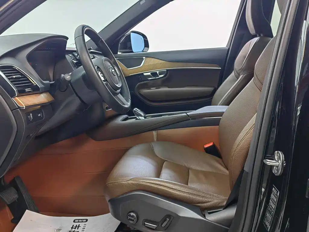Volvo Volvo XC90 2021 B6 Momentum Luxury 7-seater 2022 - thumbnail 7