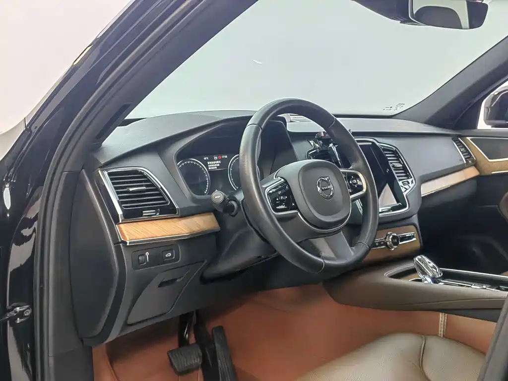 Volvo Volvo XC90 2021 B6 Momentum Luxury 7-seater 2022 - thumbnail 10