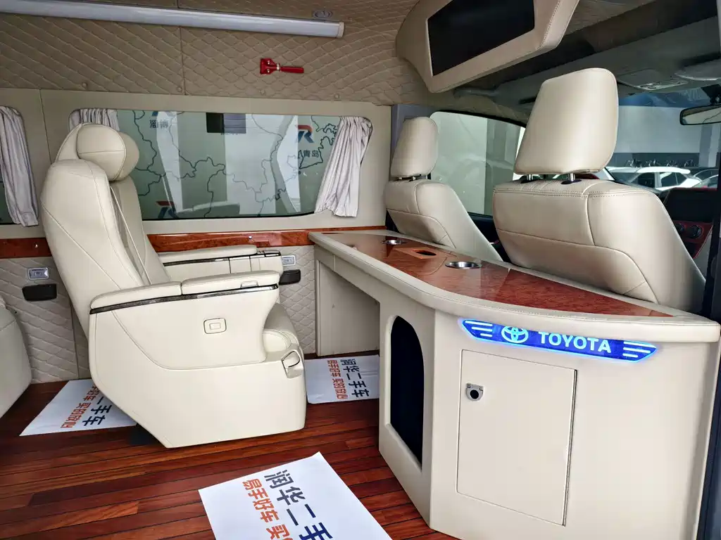 Toyota Toyota Hiace 2019 3.5L Automatic 2021 - thumbnail 13