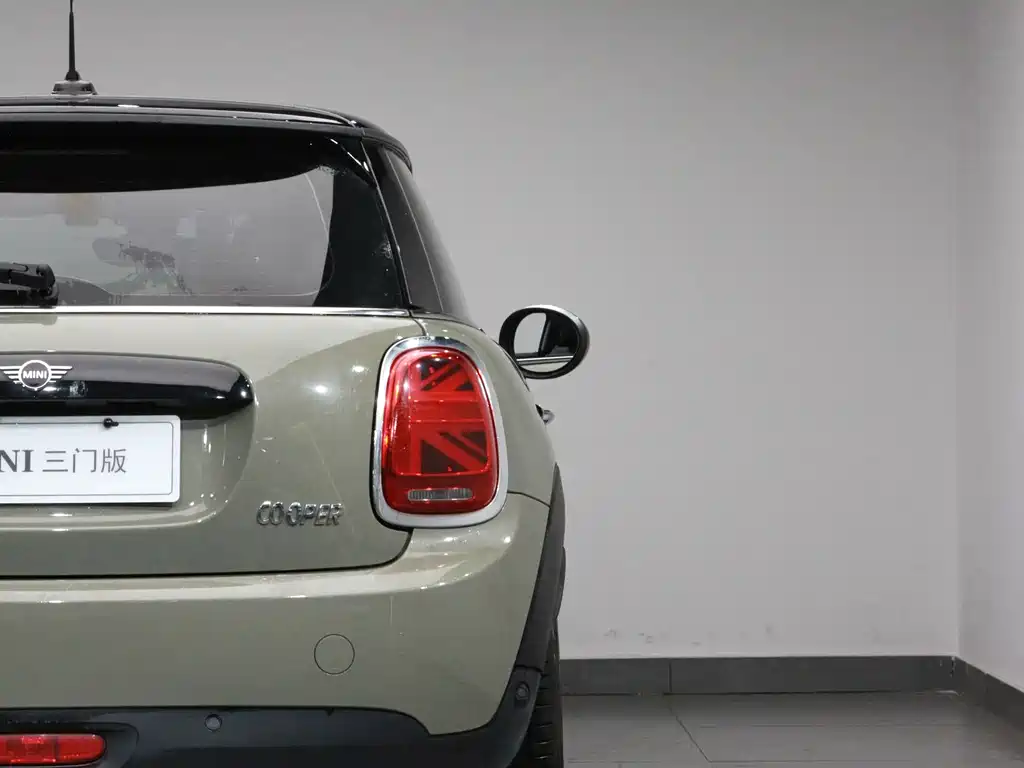 MINI MINI 2018 1.5T COOPER Classic 2018 - thumbnail 5