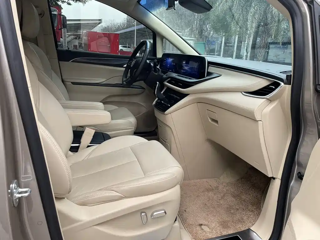 Buick Buick GL8 2023 ES Landmark Luxury Edition 2023 - thumbnail 11
