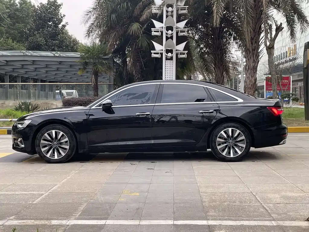 Audi Audi A6L 2023 Facelift 45 TFSI Premium Elegant 2023 - thumbnail 3