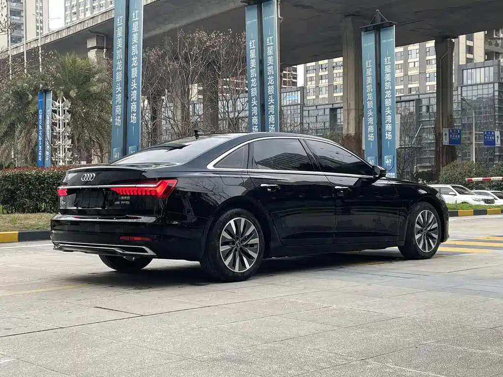 Audi Audi A6L 2023 Facelift 45 TFSI Premium Elegant 2023 - thumbnail 8