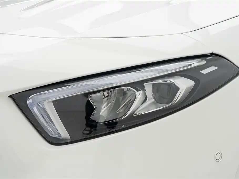 Mercedes-Benz Mercedes-Benz A-Class 2022 Facelift A 200 L Sport Sedan Fashion Edition 2022 - thumbnail 9