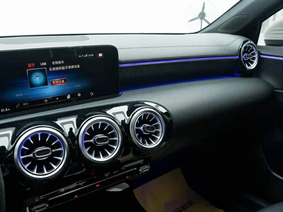 Mercedes-Benz Mercedes-Benz A-Class 2022 Facelift A 200 L Sport Sedan Fashion Edition 2022 - thumbnail 20