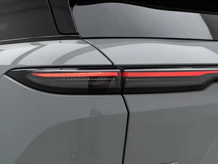 NIO NIO ES6 2024 75kWh 2025 - thumbnail 5