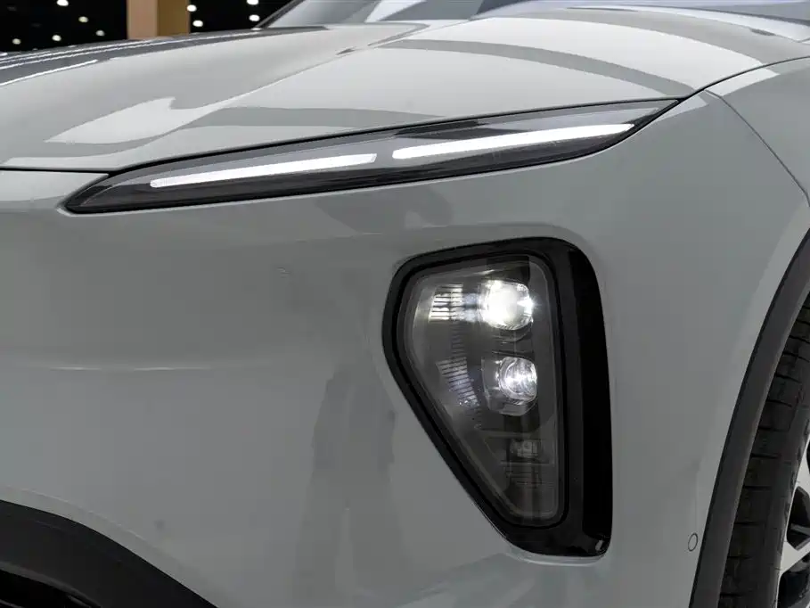 NIO NIO ES6 2024 75kWh 2025 - thumbnail 7