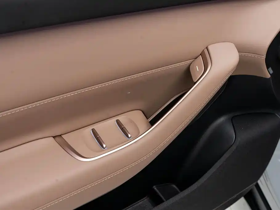 NIO NIO ES6 2024 75kWh 2025 - thumbnail 19