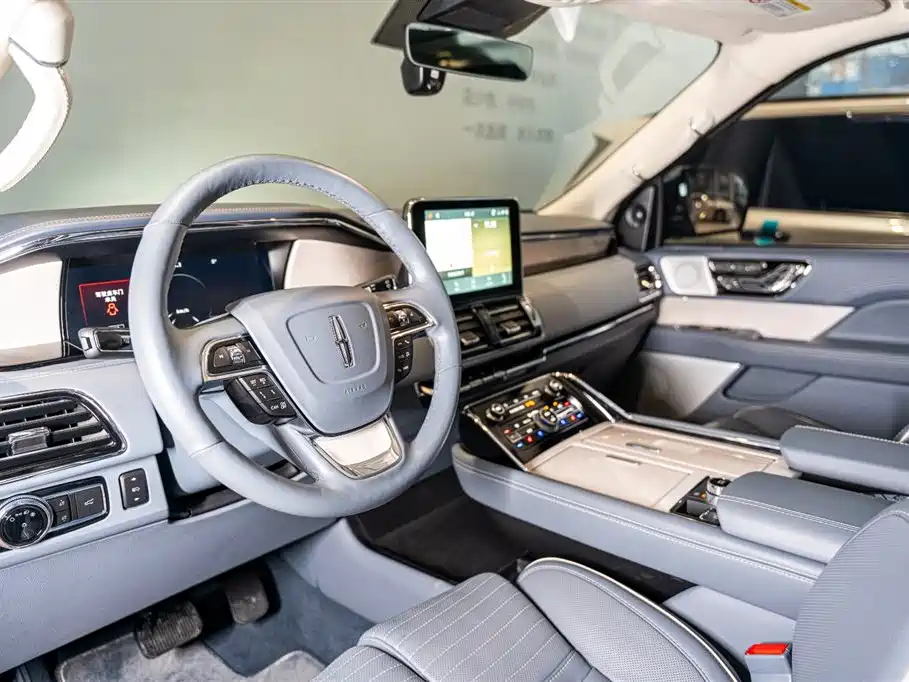 Lincoln Lincoln Navigator 2020 3.5T Long Wheelbase Presidential Edition 2022 - thumbnail 6