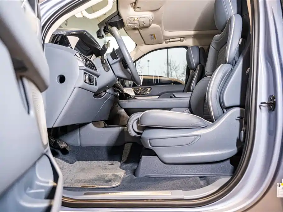 Lincoln Lincoln Navigator 2020 3.5T Long Wheelbase Presidential Edition 2022 - thumbnail 7