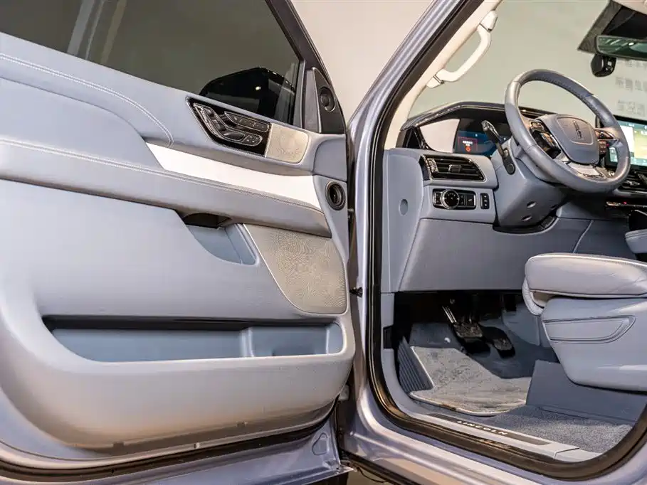 Lincoln Lincoln Navigator 2020 3.5T Long Wheelbase Presidential Edition 2022 - thumbnail 8