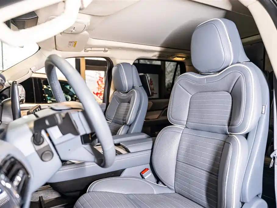 Lincoln Lincoln Navigator 2020 3.5T Long Wheelbase Presidential Edition 2022 - thumbnail 9