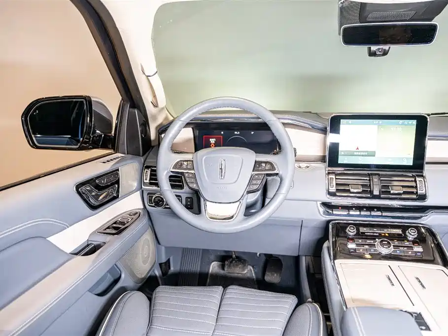 Lincoln Lincoln Navigator 2020 3.5T Long Wheelbase Presidential Edition 2022 - thumbnail 12