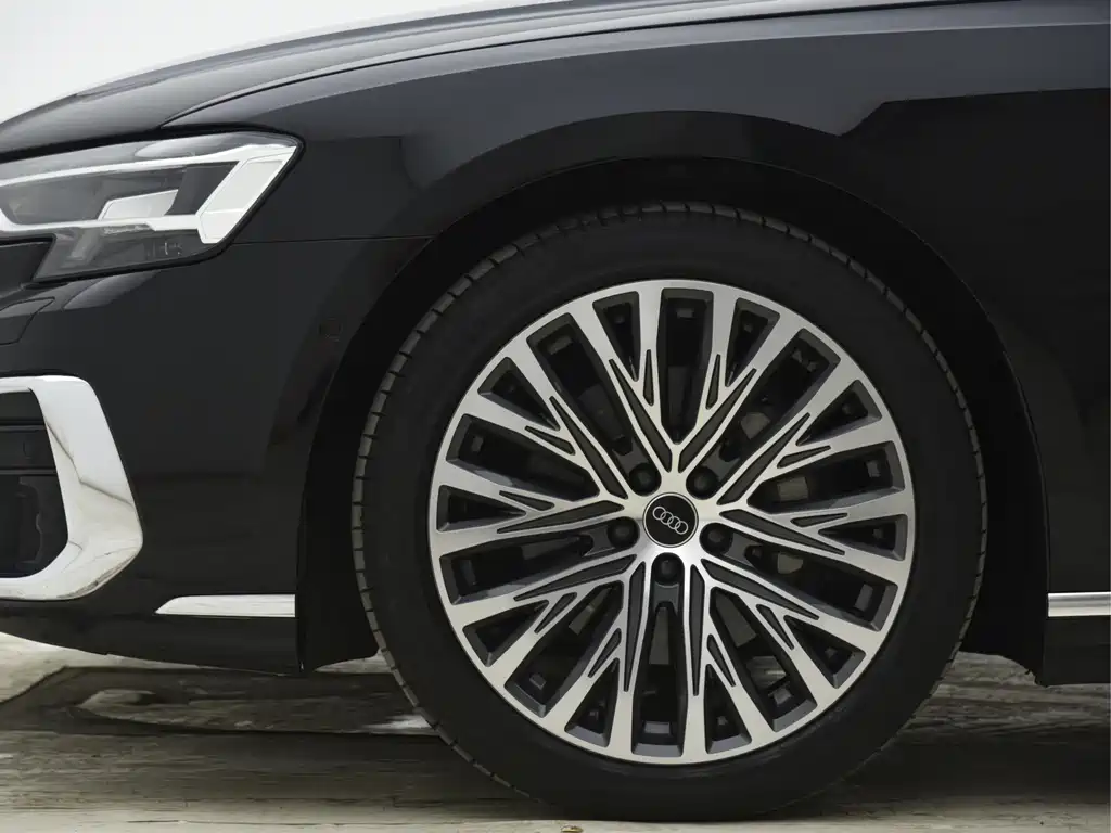 Audi Audi A8 2023 A8L 50 TFSI quattro Premium Selection 2023 - thumbnail 3