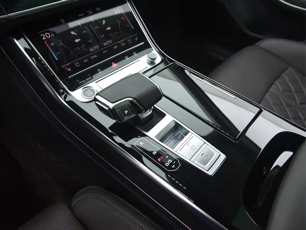 Audi Audi A8 2023 A8L 50 TFSI quattro Premium Selection 2023 - thumbnail 9
