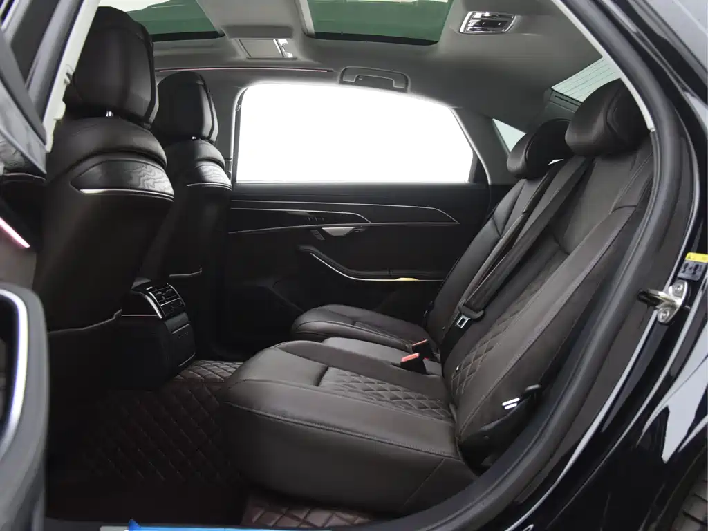 Audi Audi A8 2023 A8L 50 TFSI quattro Premium Selection 2023 - thumbnail 12