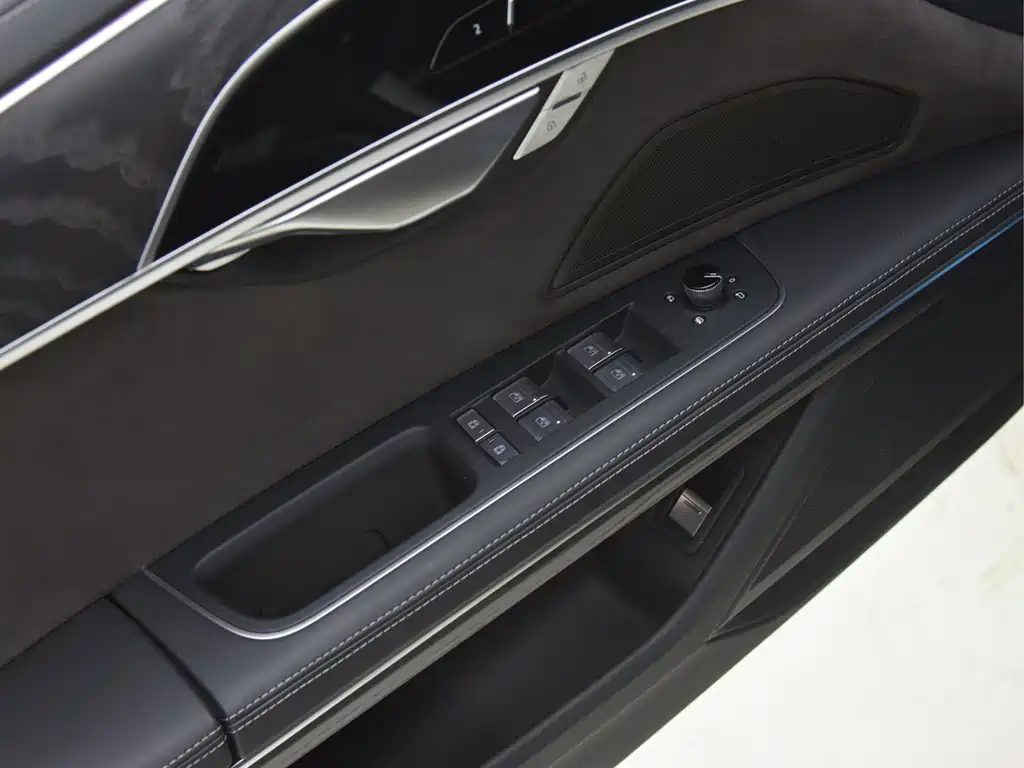 Audi Audi A8 2023 A8L 50 TFSI quattro Premium Selection 2023 - thumbnail 14