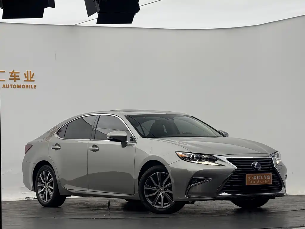 Lexus Lexus ES 300h 2018 Excellence Edition China V 2018 - thumbnail 3