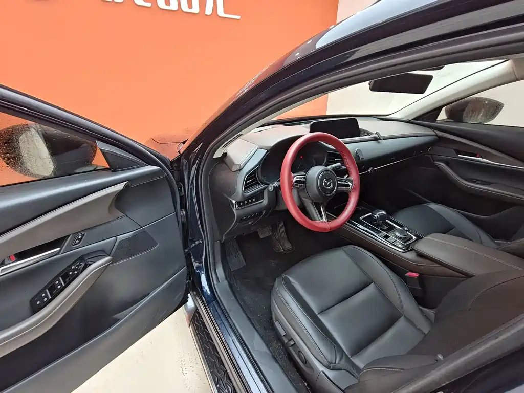 Mazda Mazda CX-30 EV 2021 Pure Electric Premium Edition 2021 - thumbnail 16