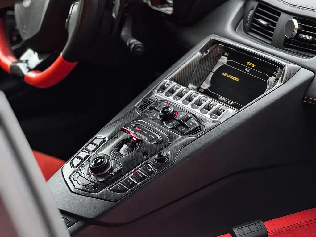 Lamborghini Lamborghini Aventador LP 700-4 2015 - thumbnail 5