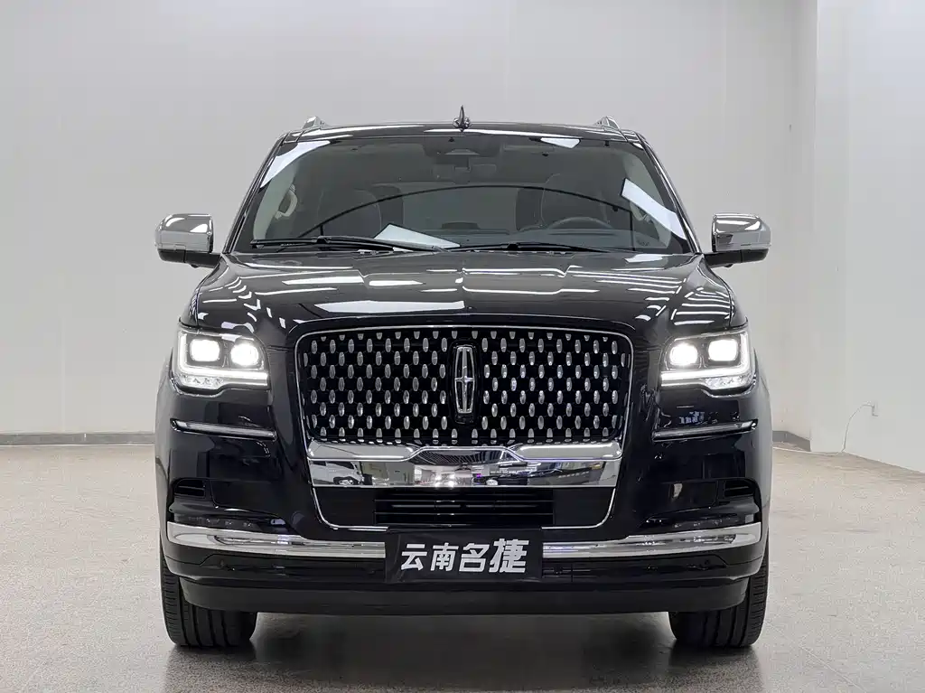 Lincoln Lincoln Navigator 2022 3.5T Long Wheelbase Presidential Edition 2024 - thumbnail 2