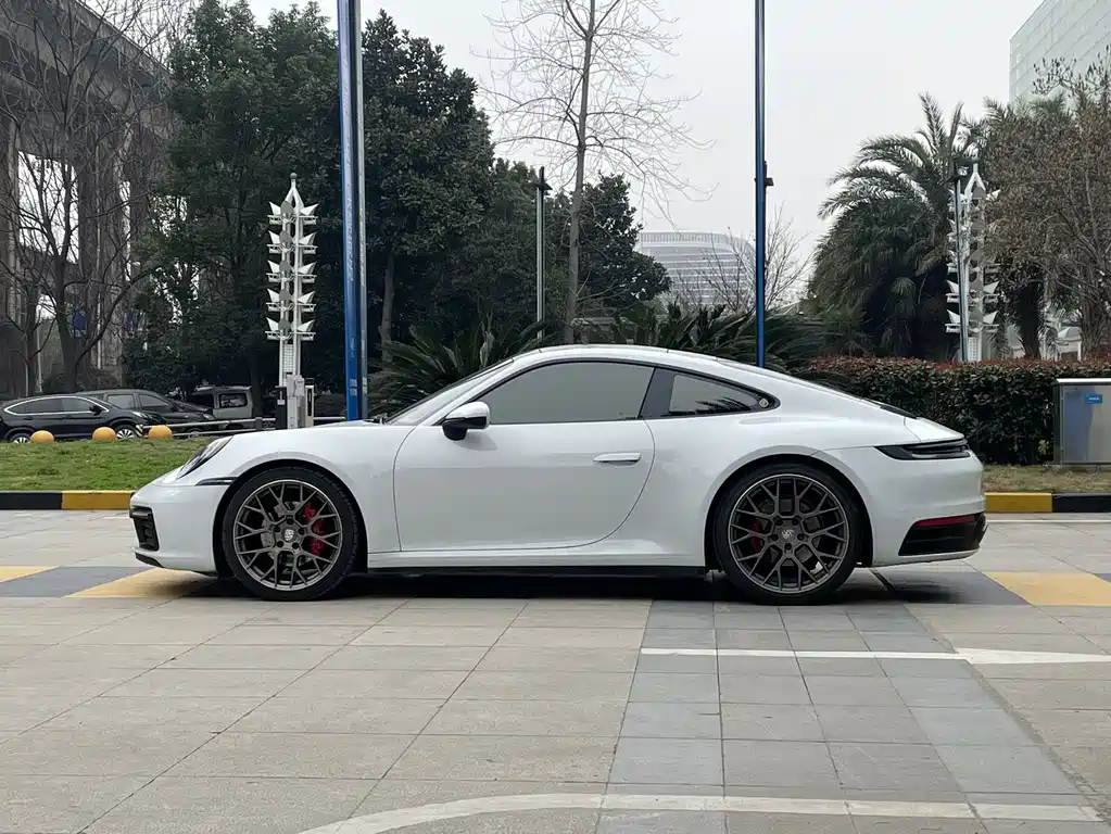 Porsche Porsche 911 2022 Carrera 3.0T 2022 - thumbnail 3
