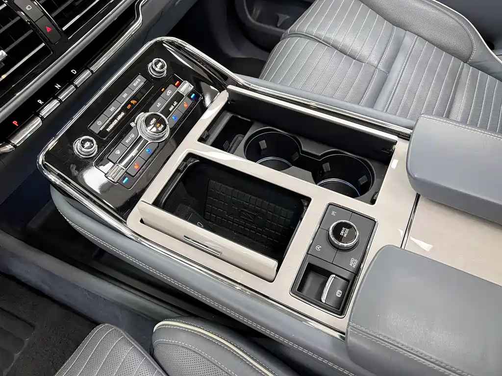 Lincoln Lincoln Navigator 2022 3.5T Long Wheelbase Presidential Edition 2024 - thumbnail 23