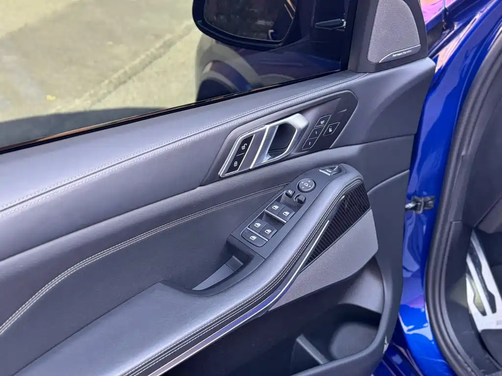 BMW BMW X5 M 2023 X5 M Thunder Edition 2025 - thumbnail 5