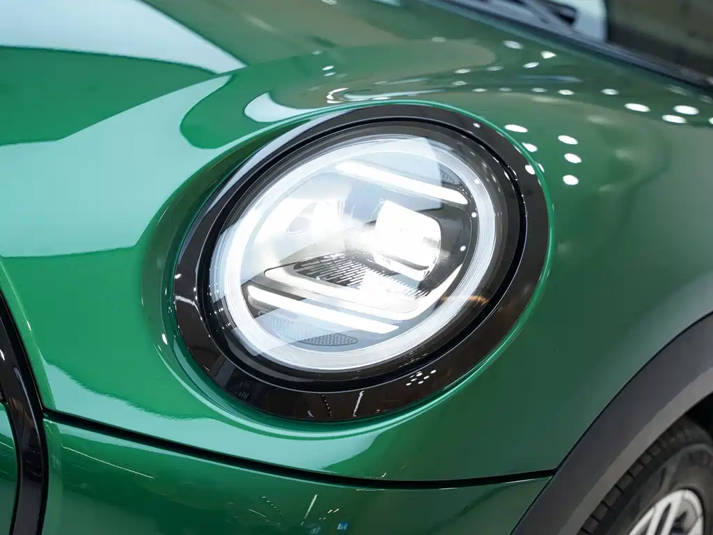 MINI MINI 2025 1.5T COOPER Classic Five-Door 2025 - thumbnail 7
