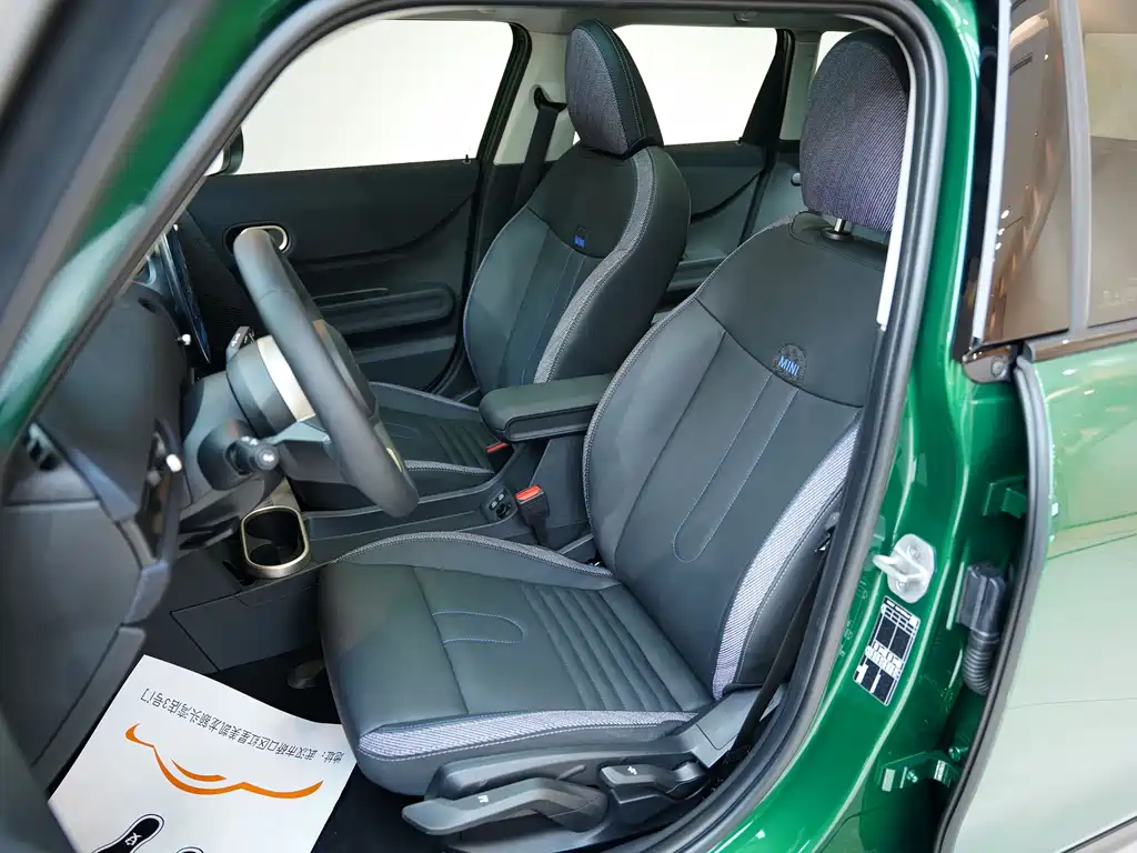 MINI MINI 2025 1.5T COOPER Classic Five-Door 2025 - thumbnail 19