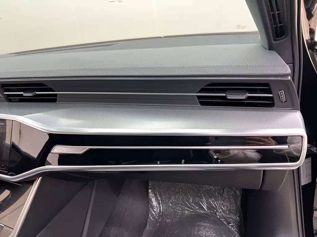 Audi Audi A6L 2022 45 TFSI Premium Dynamic Edition 2022 - thumbnail 26