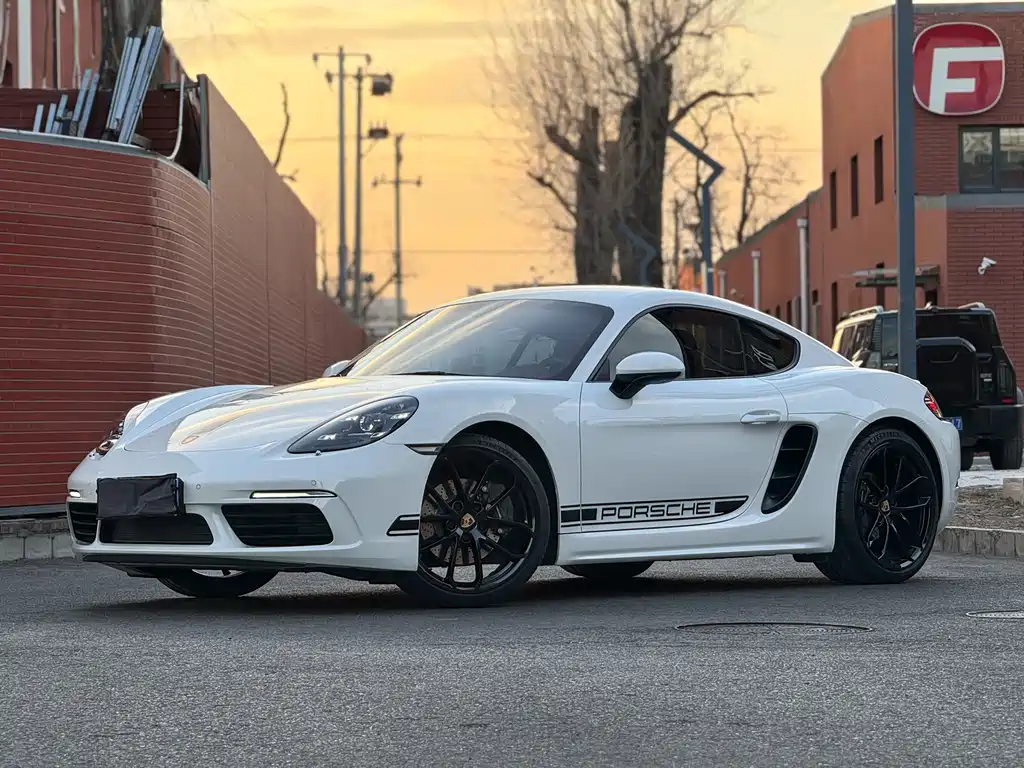 Porsche Porsche 718 2023 Cayman Style Edition 2.0T 2025