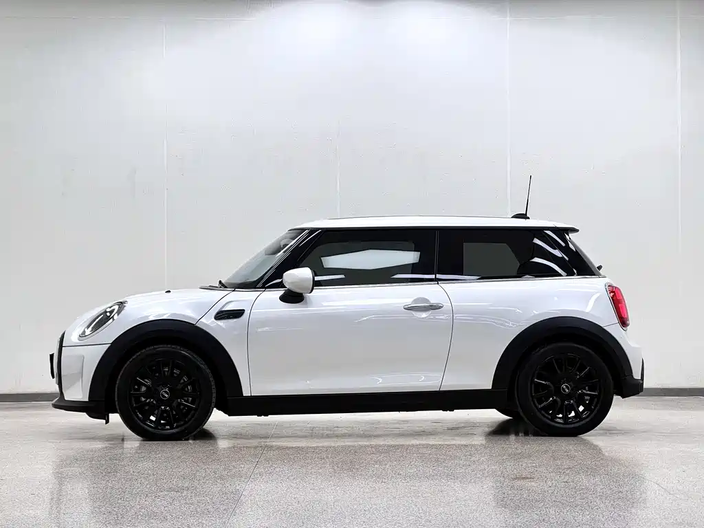 MINI MINI 2023 1.5T ONE 2024 - thumbnail 9
