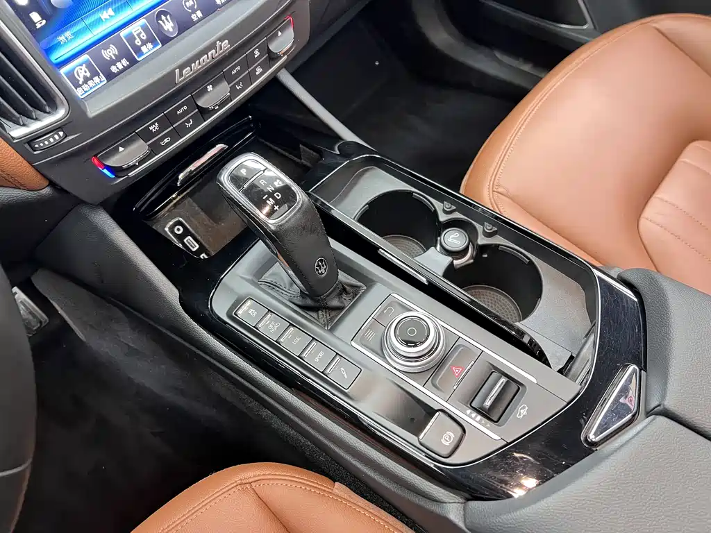 Maserati Maserati Levante 2019 3.0T Standard Edition Euro V 2019 - thumbnail 21