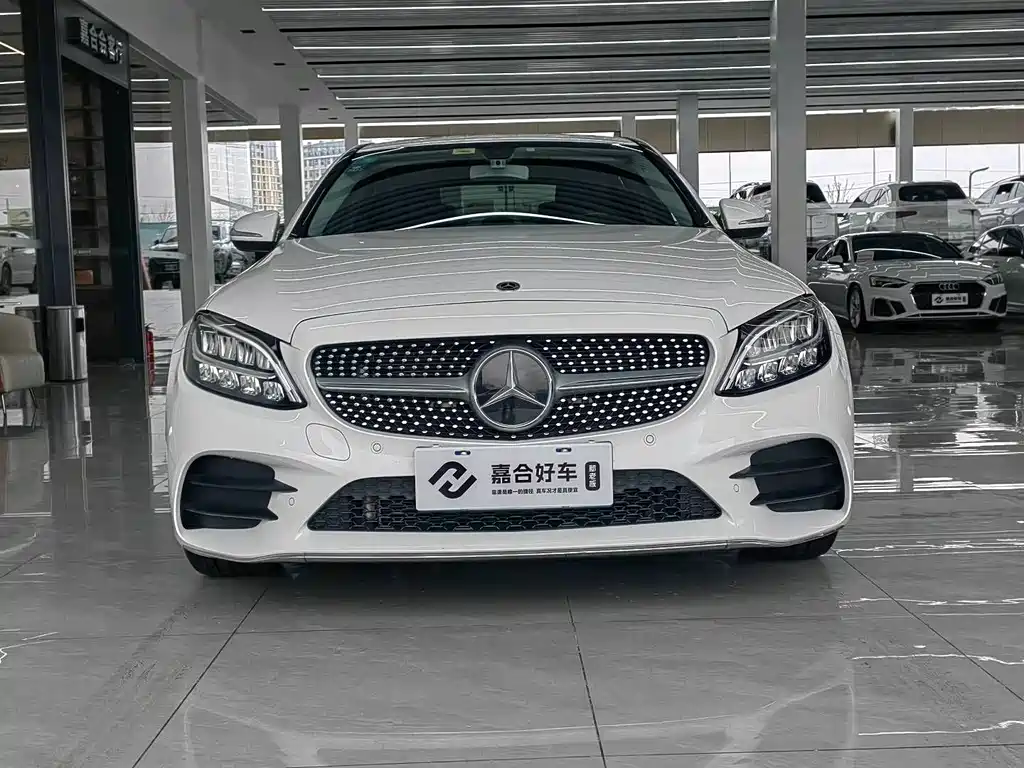 Mercedes-Benz Mercedes-Benz C-Class 2020 Facelift C 200 L Fashion Edition 2020 - thumbnail 2