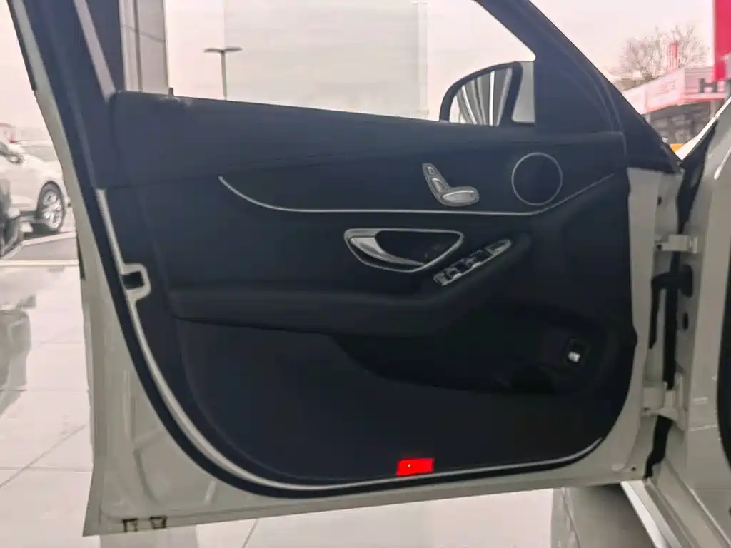 Mercedes-Benz Mercedes-Benz C-Class 2020 Facelift C 200 L Fashion Edition 2020 - thumbnail 6